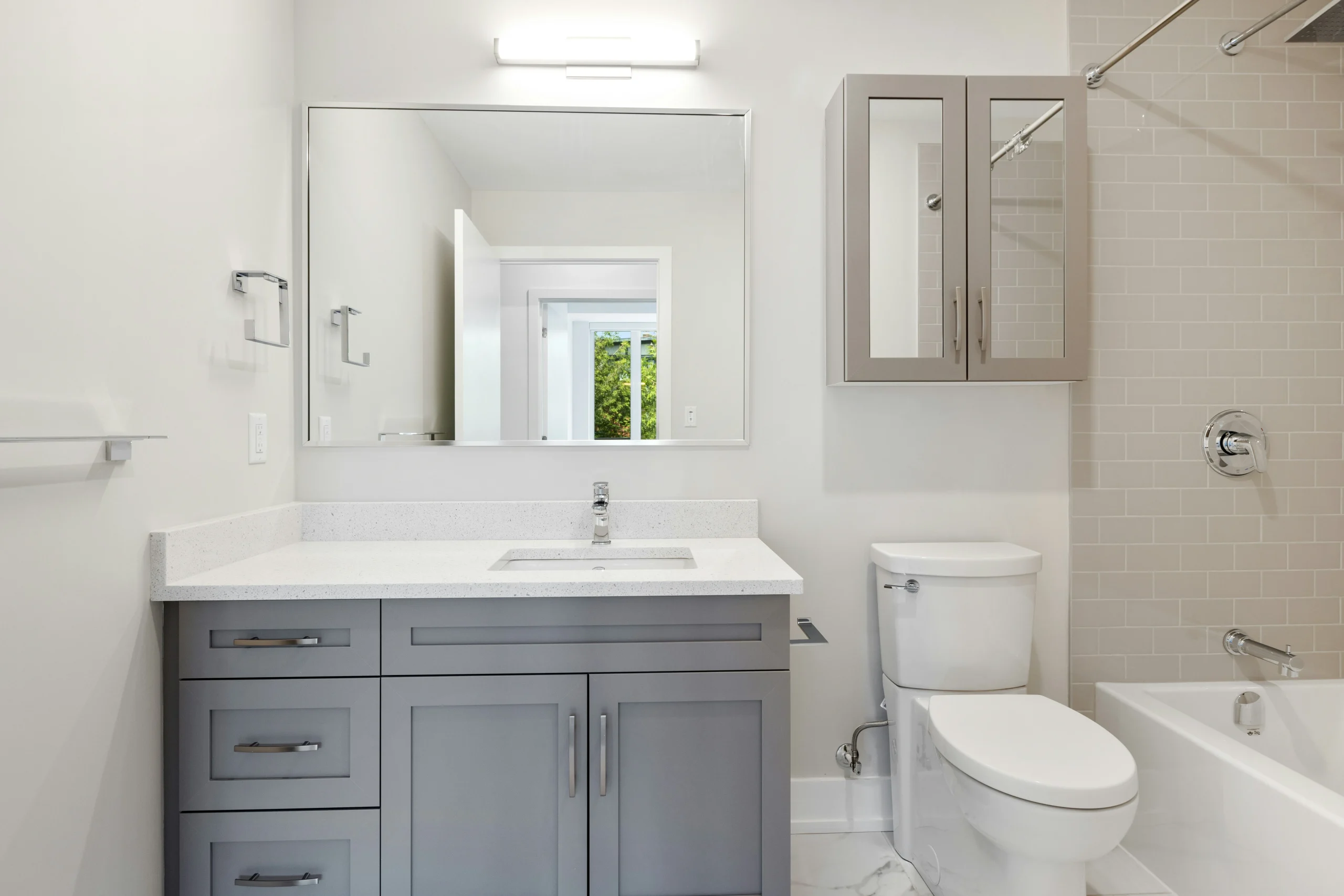 Small bathroom in Fort Worth